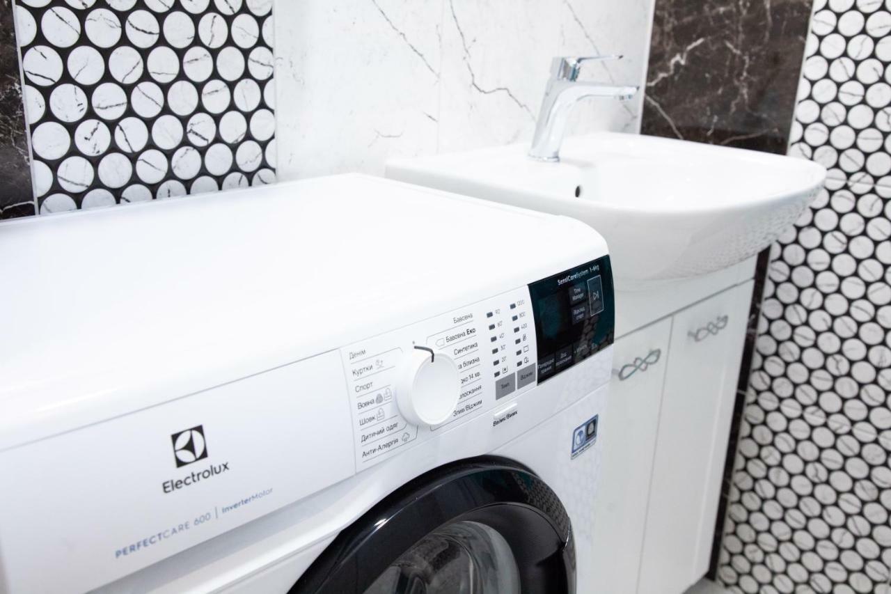 Apartament Kit Apartament Lwów Zewnętrze zdjęcie