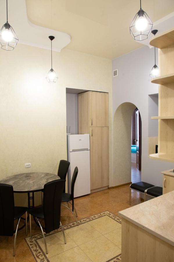 Apartament Kit Apartament Lwów Zewnętrze zdjęcie